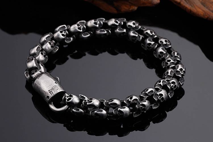 Men's Skulls Shaped Bracelet