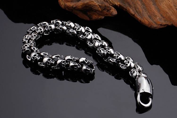 Men's Skulls Shaped Bracelet